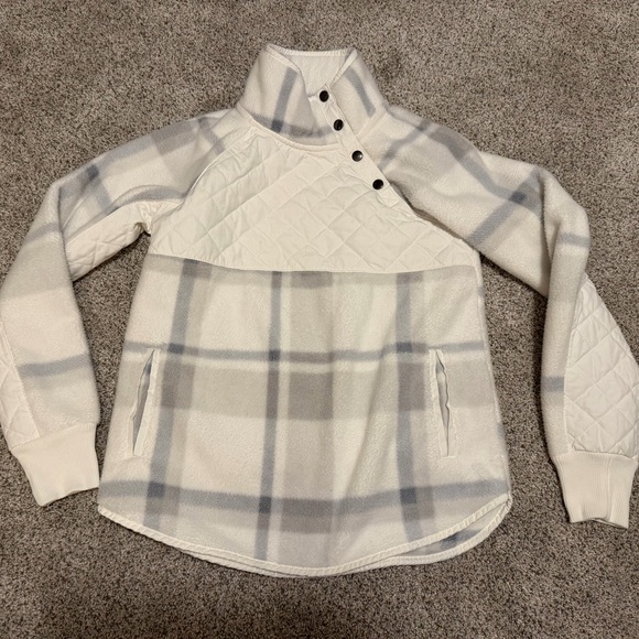 Abercrombie & Fitch Sweaters - Abercrombie & Fitch Women's Cowl Neck Plaid Fleece - Cream and Gray